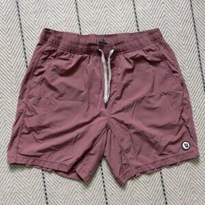 Vuori Short Lined
